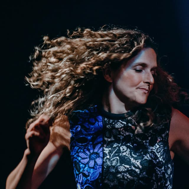 Abigail Washburn artist profile image