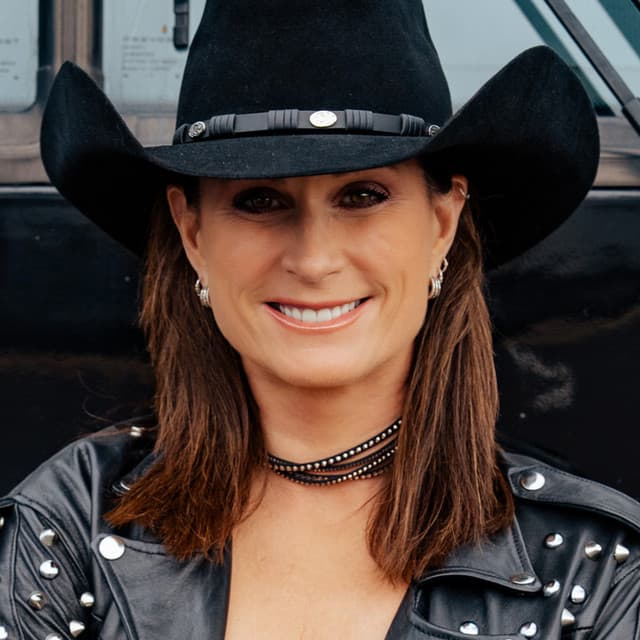 Terri Clark artist profile