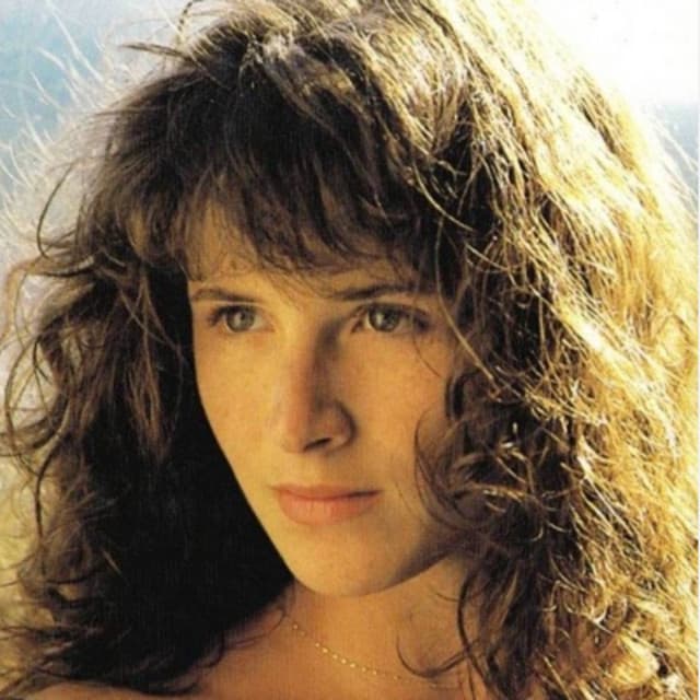 Elsa artist profile image