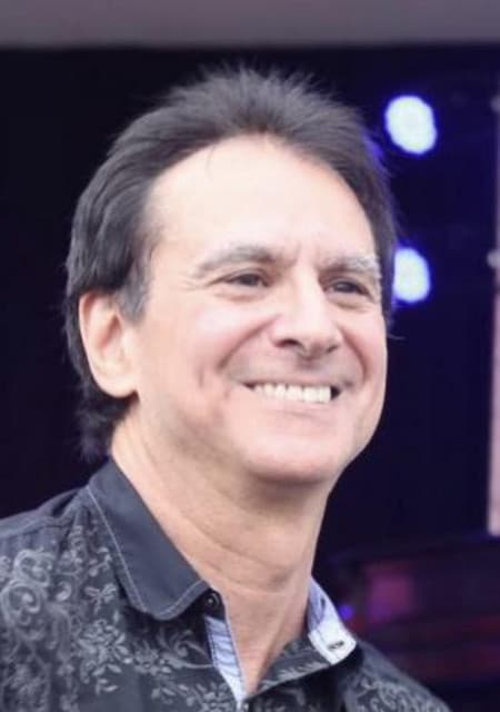 Ken Navarro artist profile image
