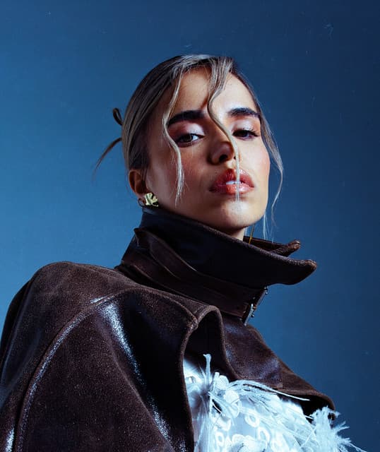 Zoë Tauran artist profile image