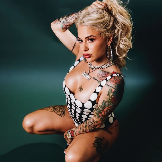 Tay Money artist profile image