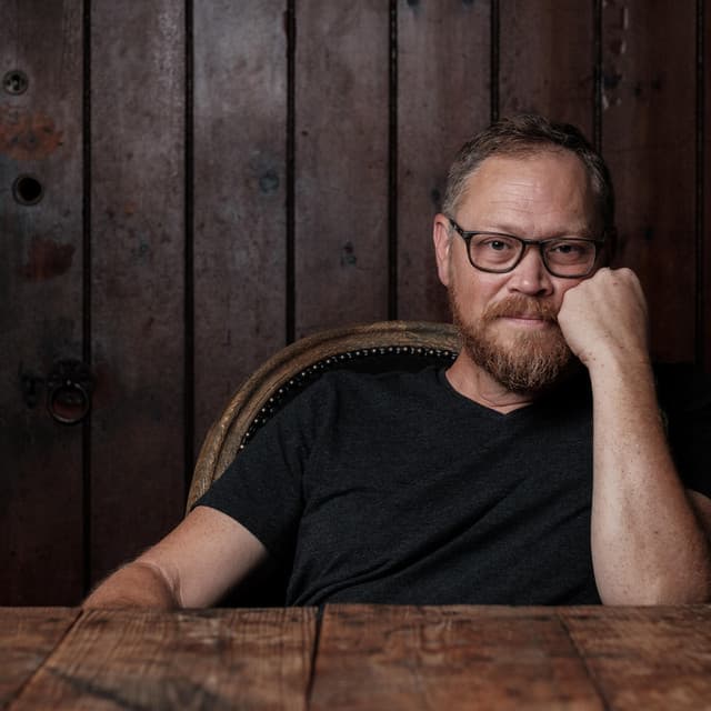 Andrew Peterson artist profile image