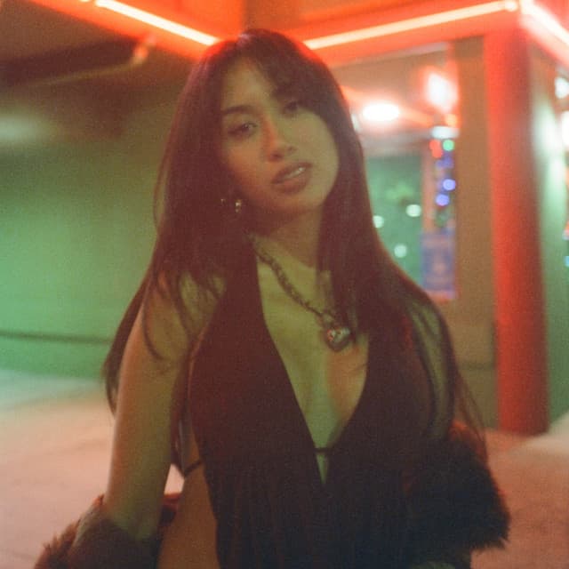 Jessica Domingo artist profile image
