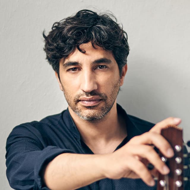 Avi Avital artist profile image