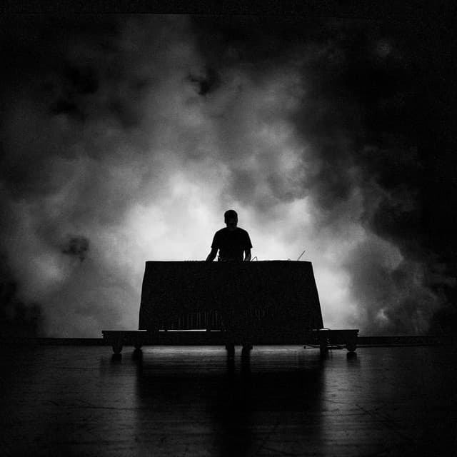 Loscil artist profile image