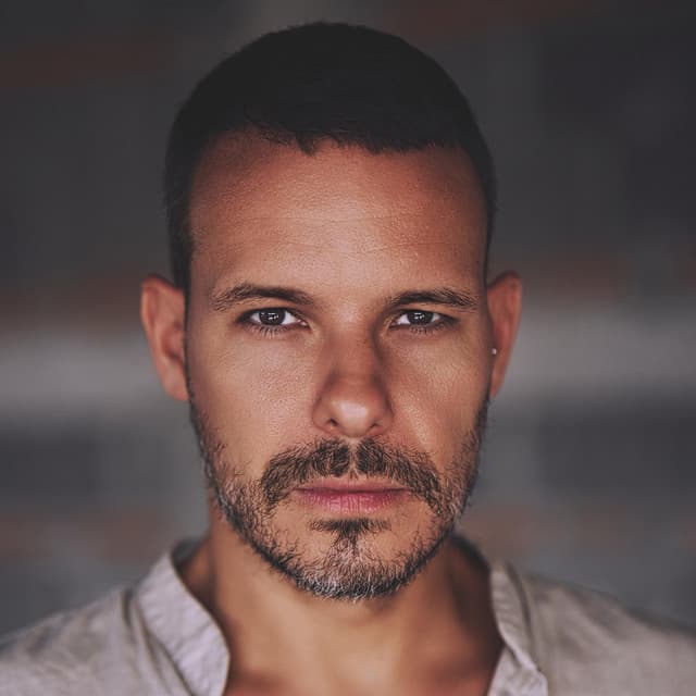 Dave Vega artist profile image