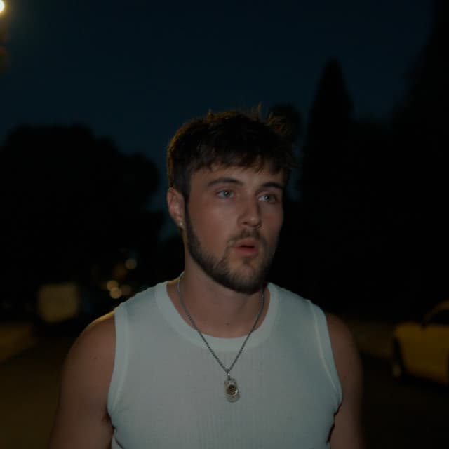 Zach Munn artist profile image