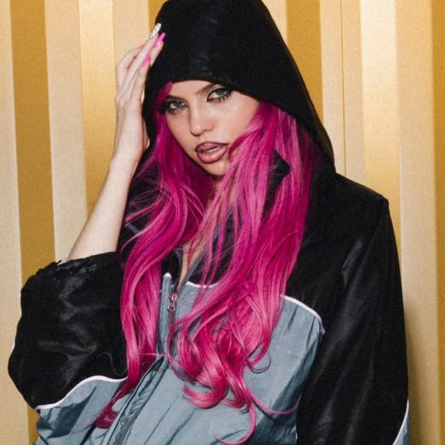 ADÉLA artist profile