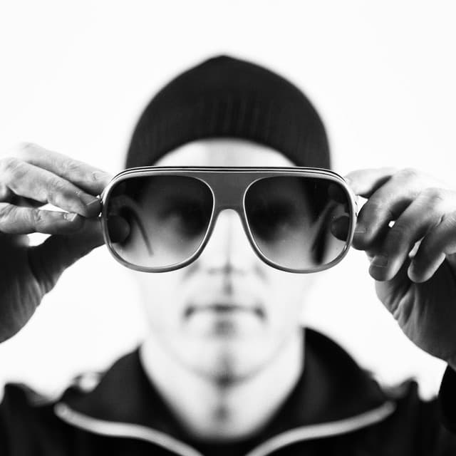 Joss Moog artist profile image