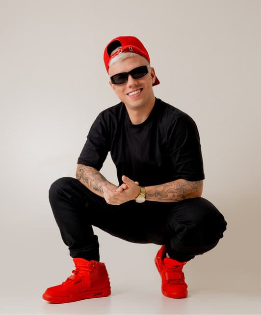 DJ Bertolossi artist profile