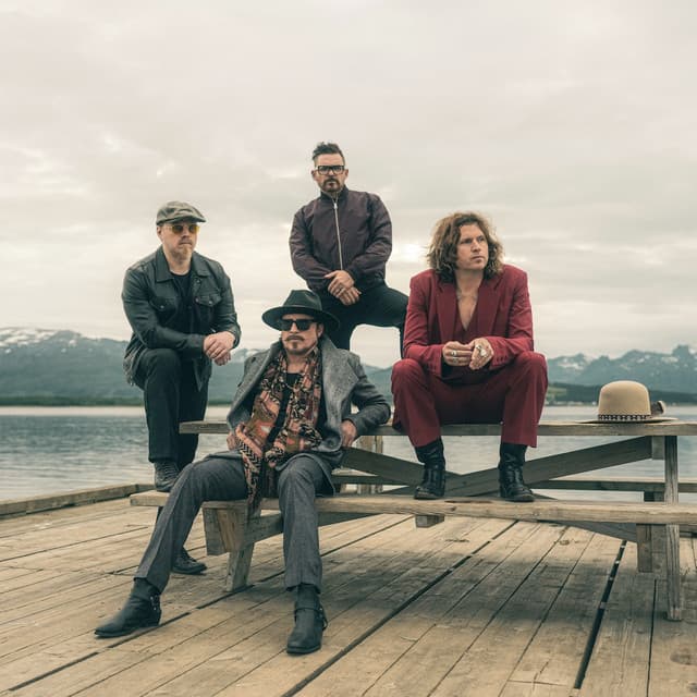 Rival Sons's artist profile image