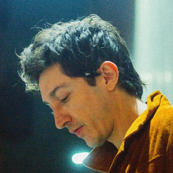 Javier Blake artist profile image