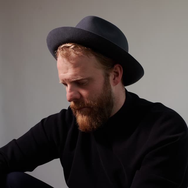 Alex Clare artist profile image