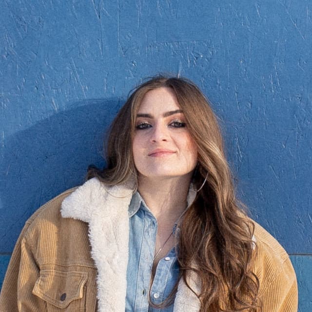 Katy Hurt artist profile image