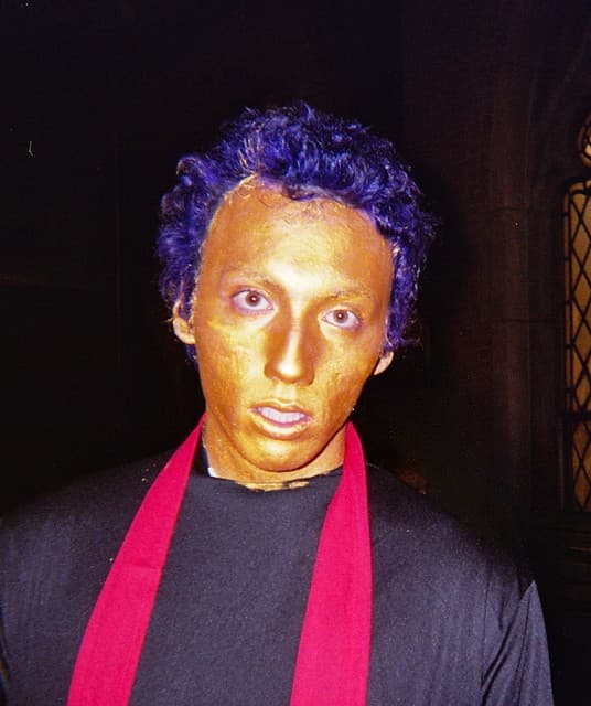 Perry Maysun artist profile