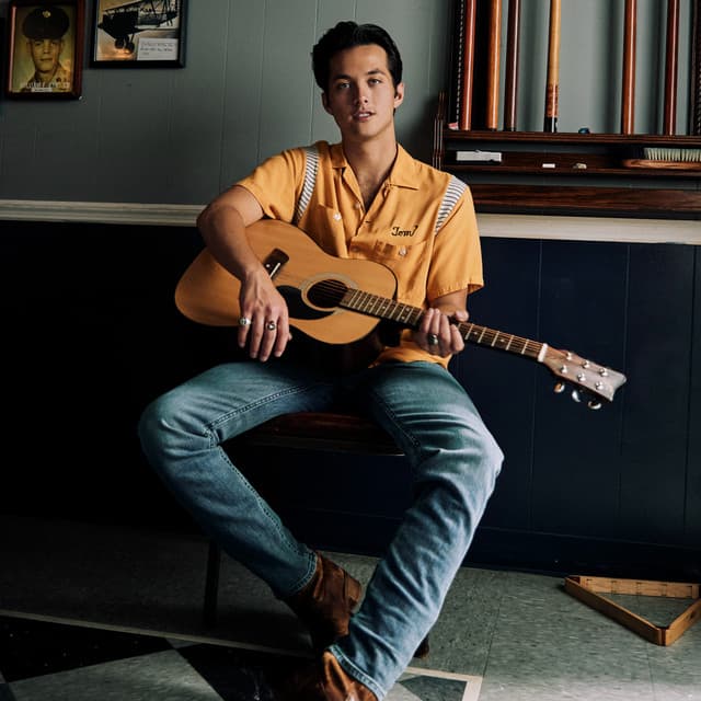 Laine Hardy's artist profile image