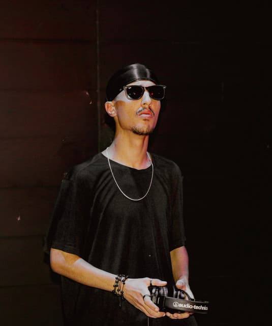 DJ M artist profile image