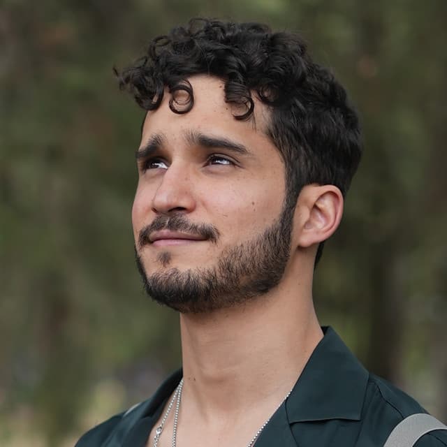 Andrés Obregón artist profile image