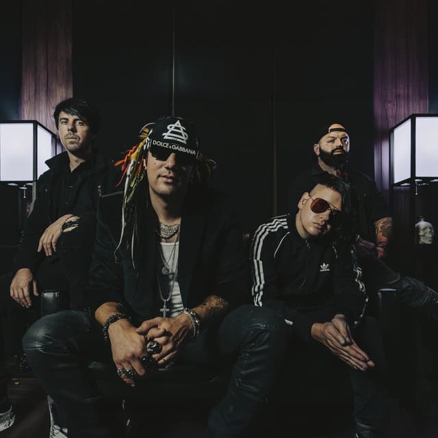 Above Snakes's artist profile image