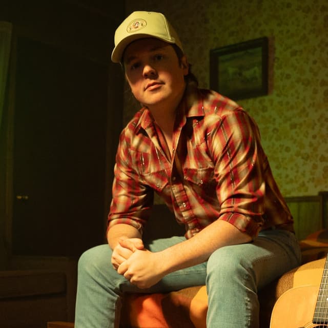 Travis Denning's artist profile image