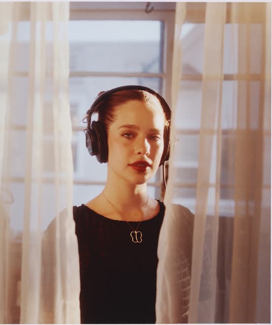 Sophie Cates's artist profile image