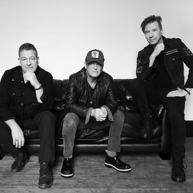 Glass Tiger artist profile image