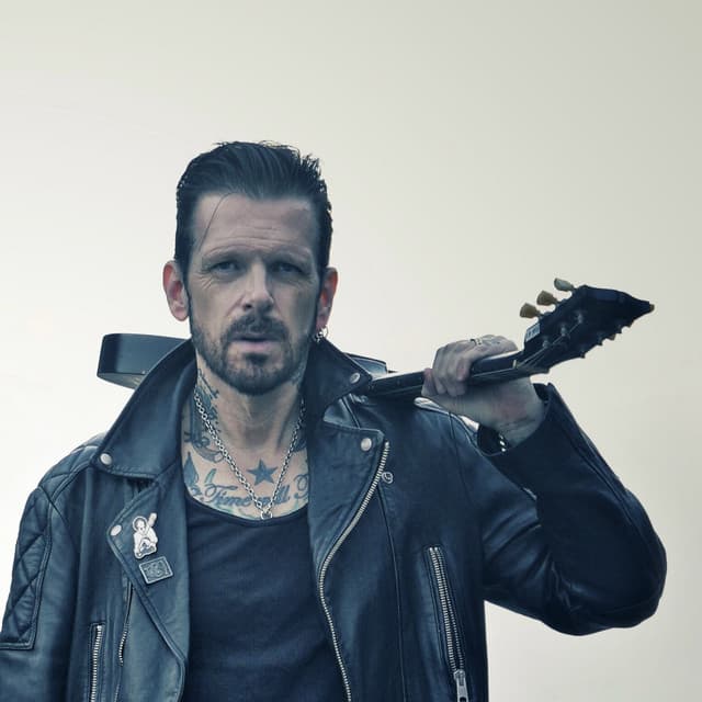 Ricky Warwick artist profile image