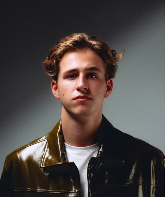 Marc Floor artist profile image
