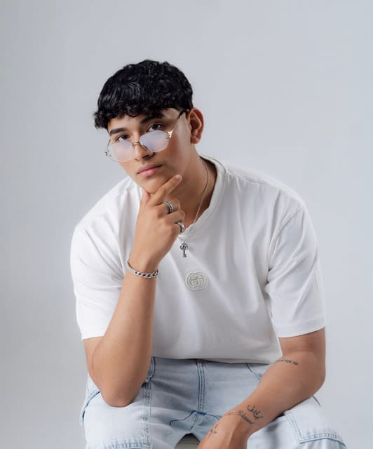 Chris Hermosillo artist profile image