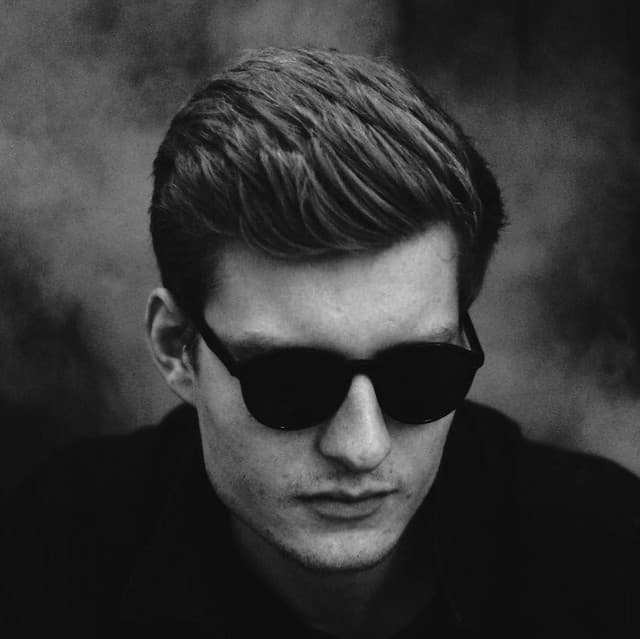 Max Brhon artist profile image