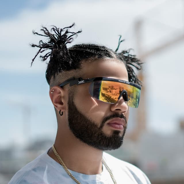 Many Malon artist profile image