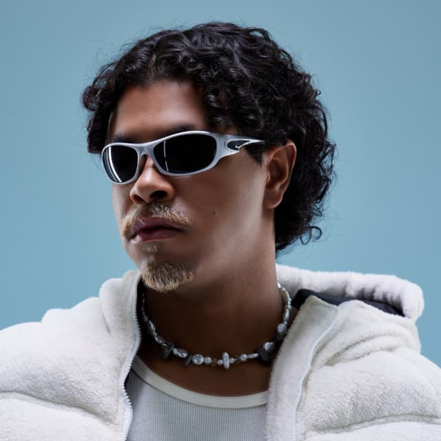 Victor Lou artist profile image