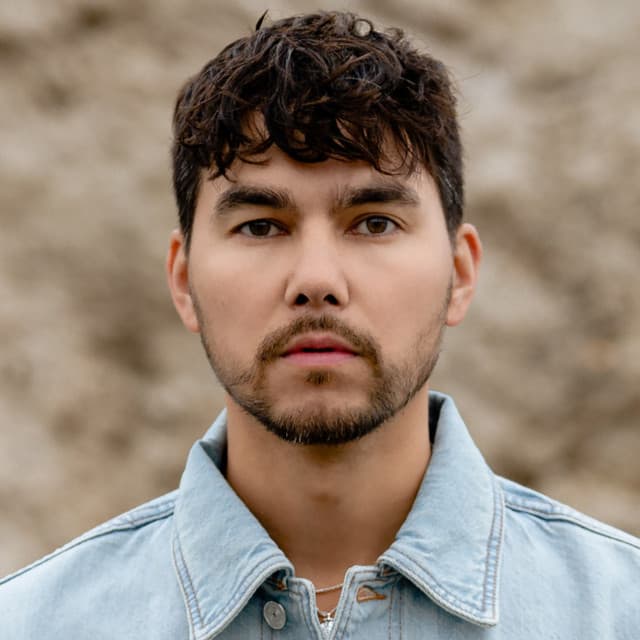Tyler Shaw artist profile