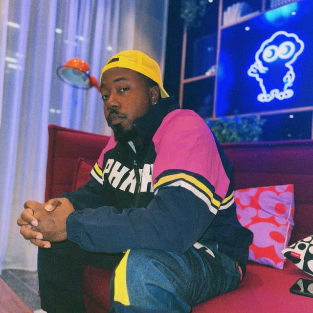 Mark Battles artist profile image