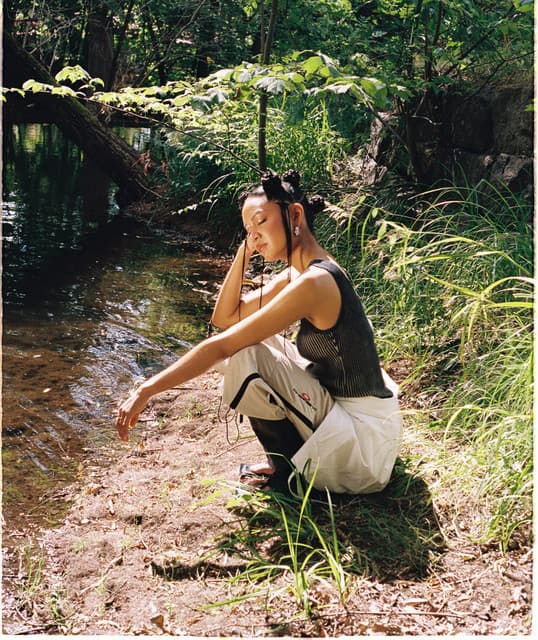 HILLARI artist profile