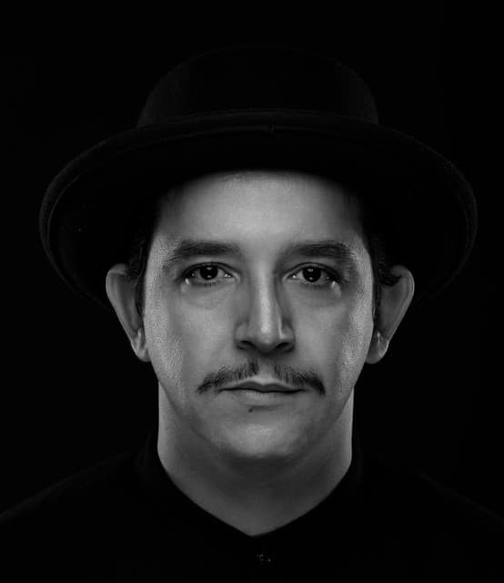 FNX OMAR artist profile image