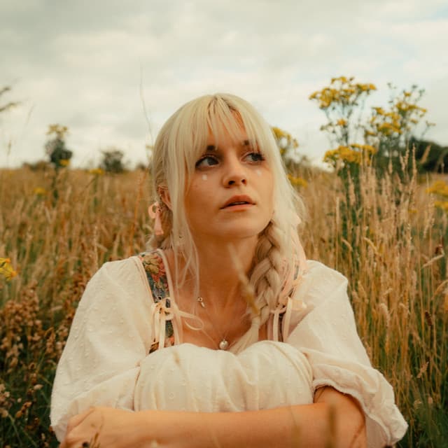 girl on a hill artist profile image