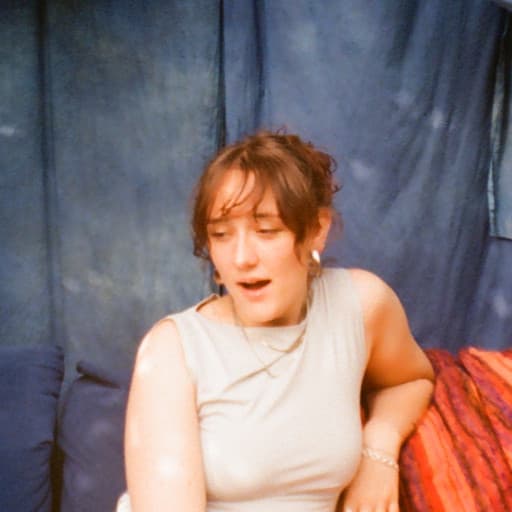 Gigi Wilde artist profile image