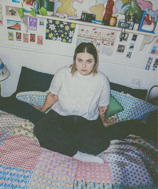 Suzi artist profile image