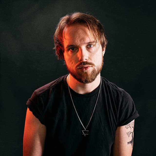 Seb Adams artist profile image