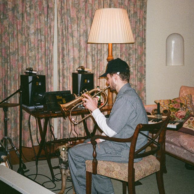 Mom Tudie artist profile image