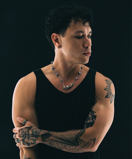 dillon nathaniel. artist profile