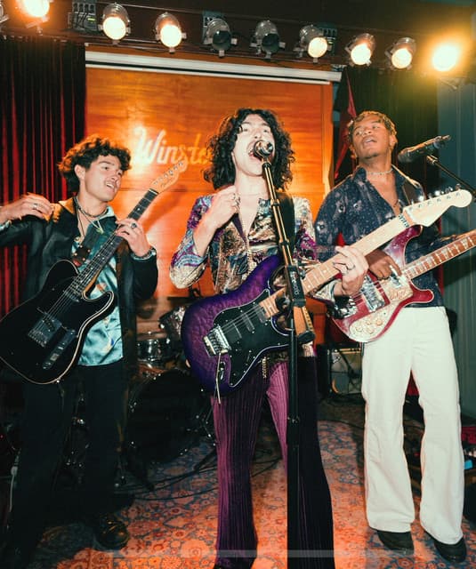 Familiar Faces artist profile image