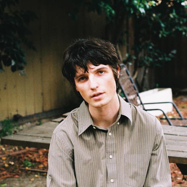 Slow Hollows artist profile image