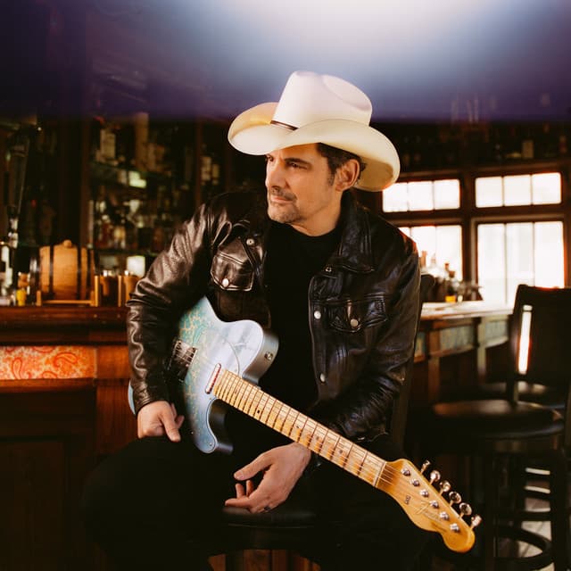 Brad Paisley's artist profile image