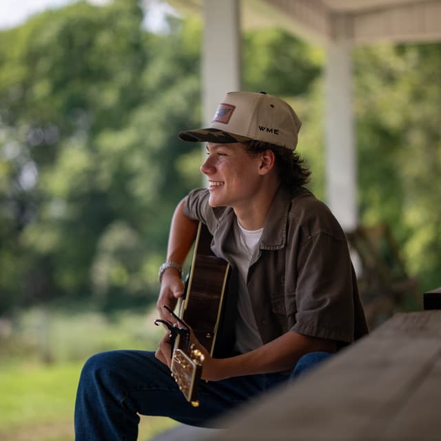 Maddox Batson artist profile image