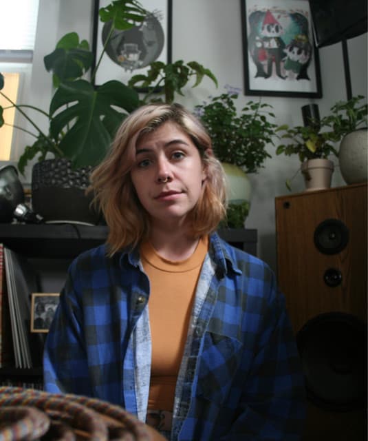 Josaleigh Pollett artist profile image