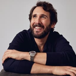 Josh Groban's artist profile image