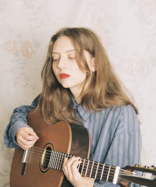 runo plum artist profile image
